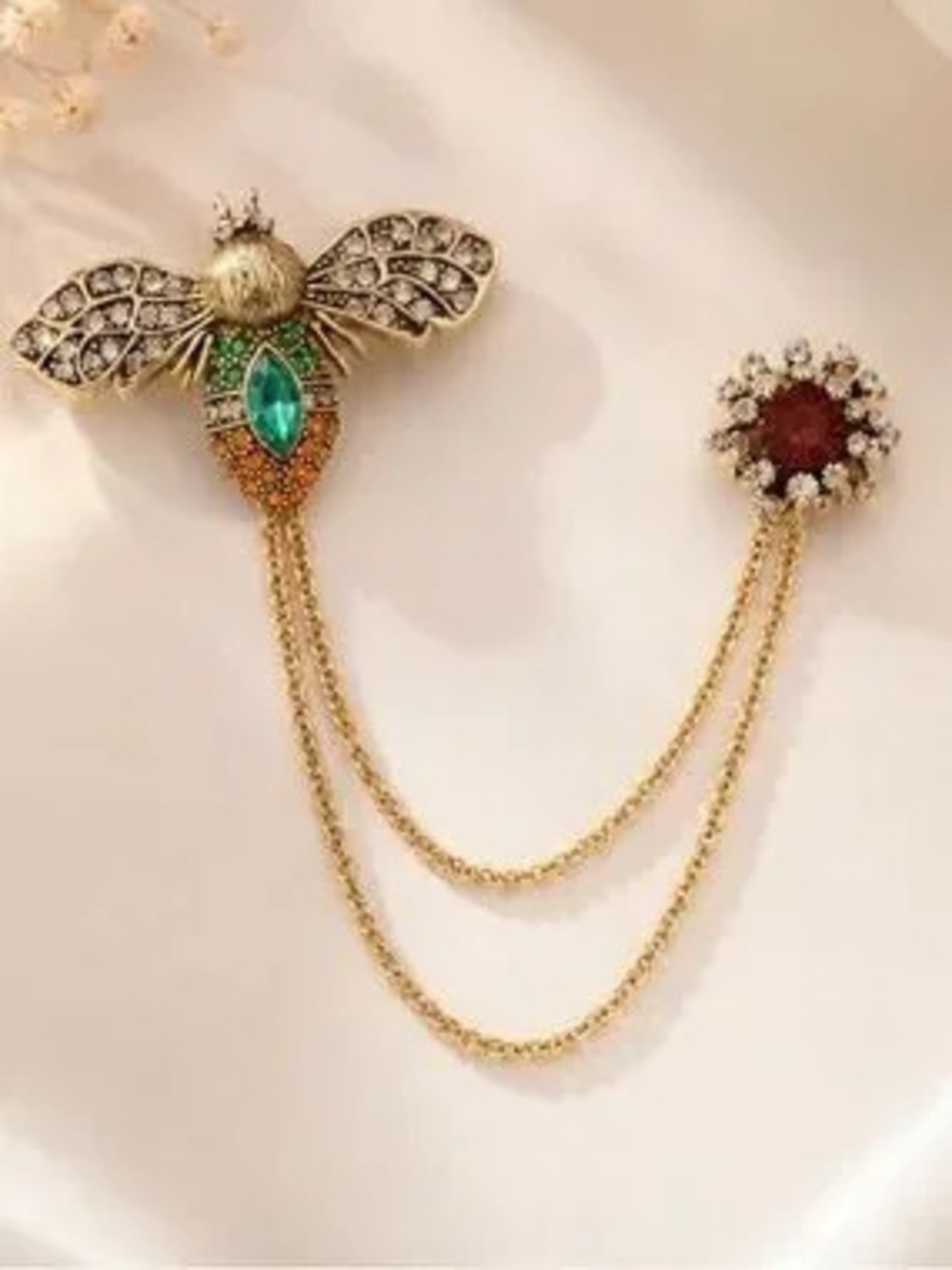 Luxury Vintage Honey Bee Chain Brooch Pin Antique Crystal Insect Lapel Pin